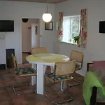 Vranum Pensión 4*